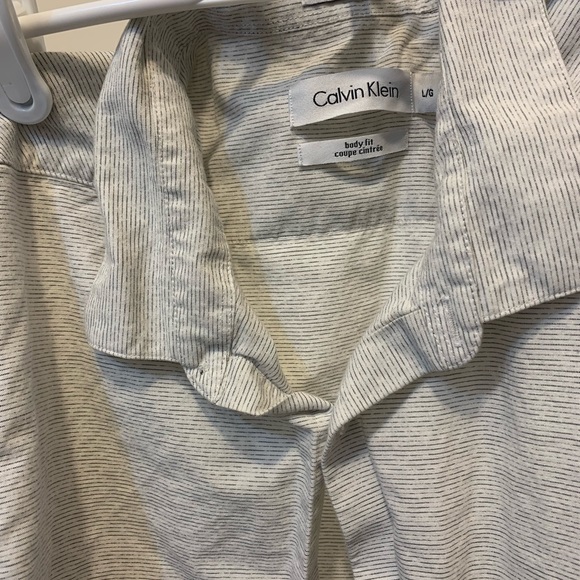 Two Calvin Klein long Sleeve Button Up. Mens LG. Barely used but needs ironing! - Picture 5 of 7